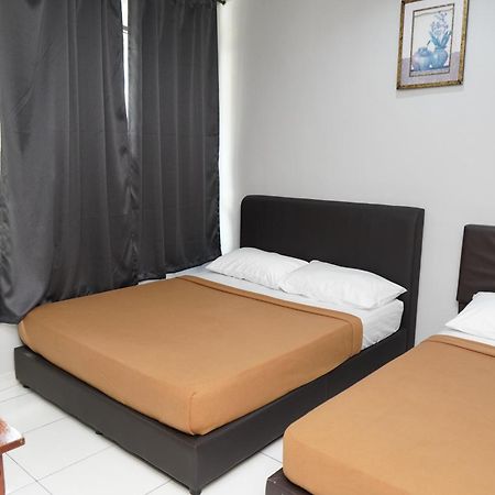 Hotel Sixty Nine Johor Bahru Exterior foto